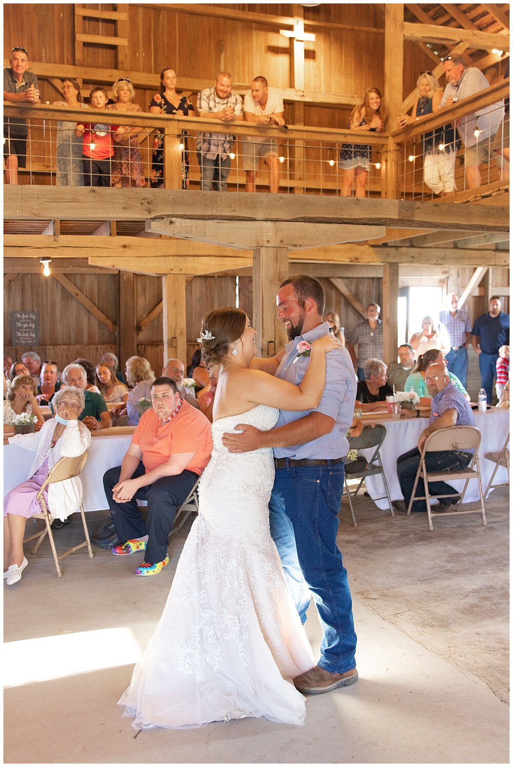 kyburz-wedding_the-barn-at-sioux-monit_0041.JPG